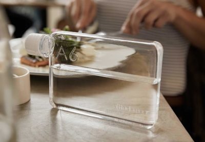 memobottleはノート型水筒で持ち運び便利!もうかさばる水筒とはオサラバ!